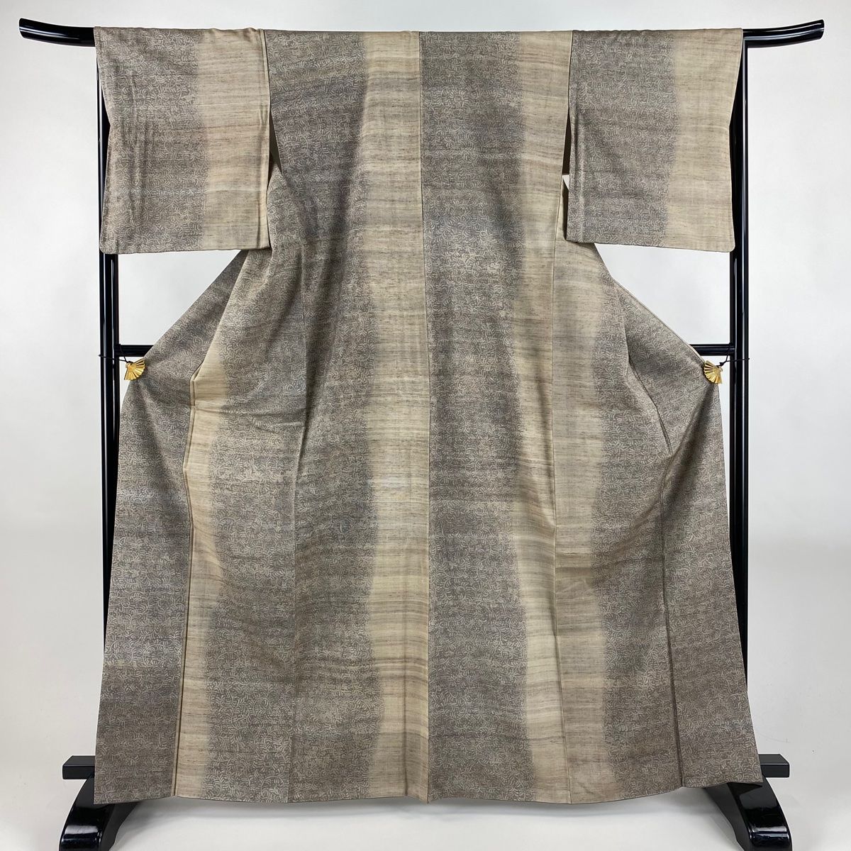 紬 身丈164cm 裄丈67cm M 袷 ますいわ屋 唐草 灰茶 正絹 名品