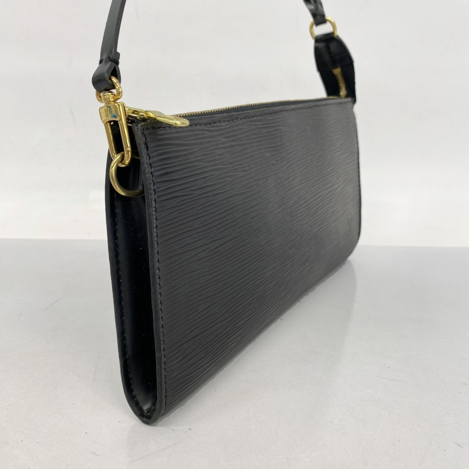 ルイ・ヴィトン(Louis Vuitton) ルイ・ヴィトン ポーチ エピ