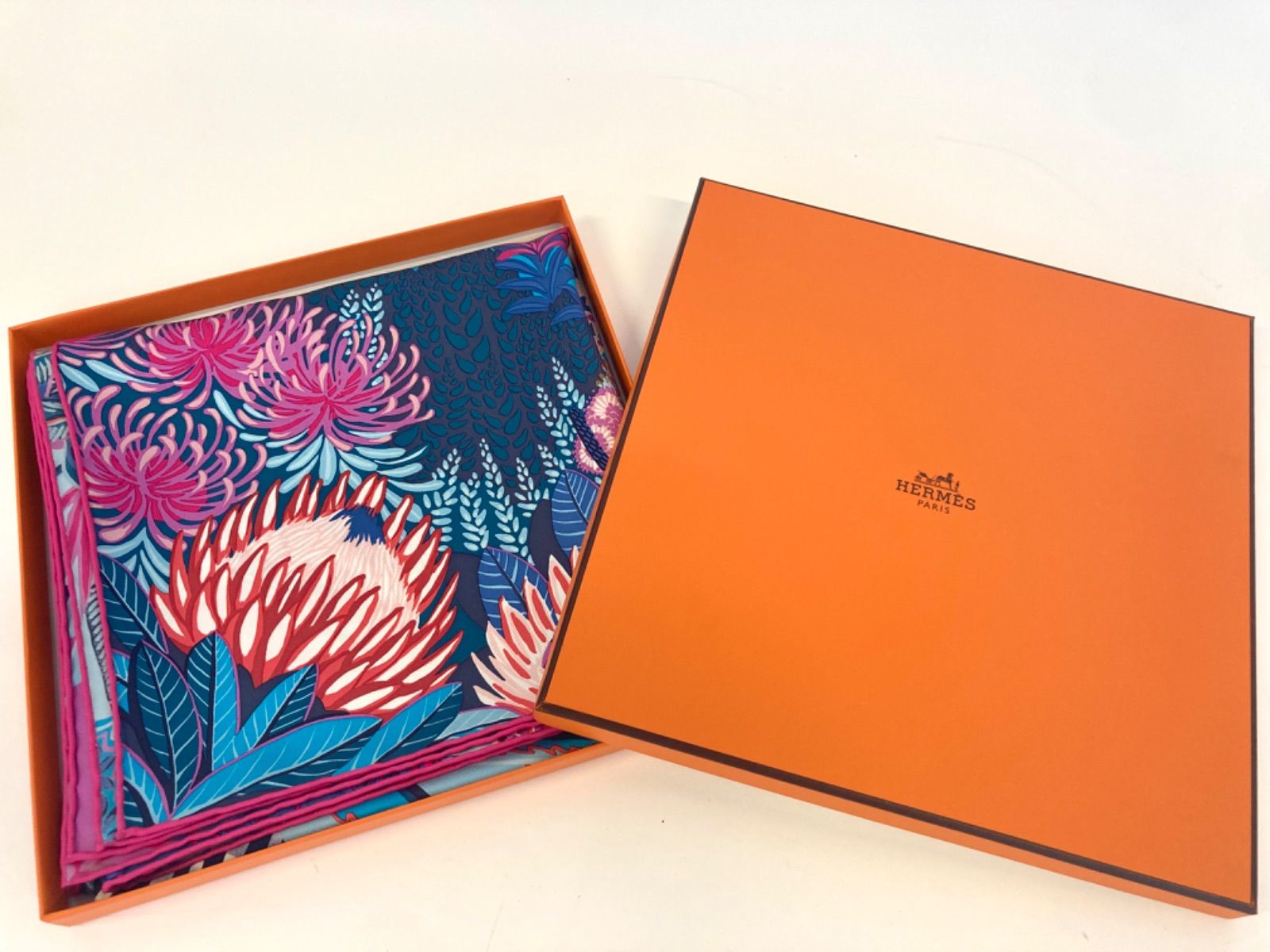 エルメス HERMES カレ 90 MOUNTAIN ZEBRA マウンテンゼブラ