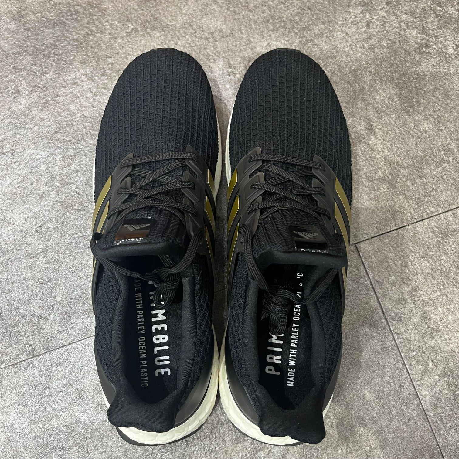 adidas Ultra Boost 4.0 DNA Black Metallic Gold FY9316 ウルトラブースト スニーカー アディダス  29.5cm 64290A1 - メルカリ