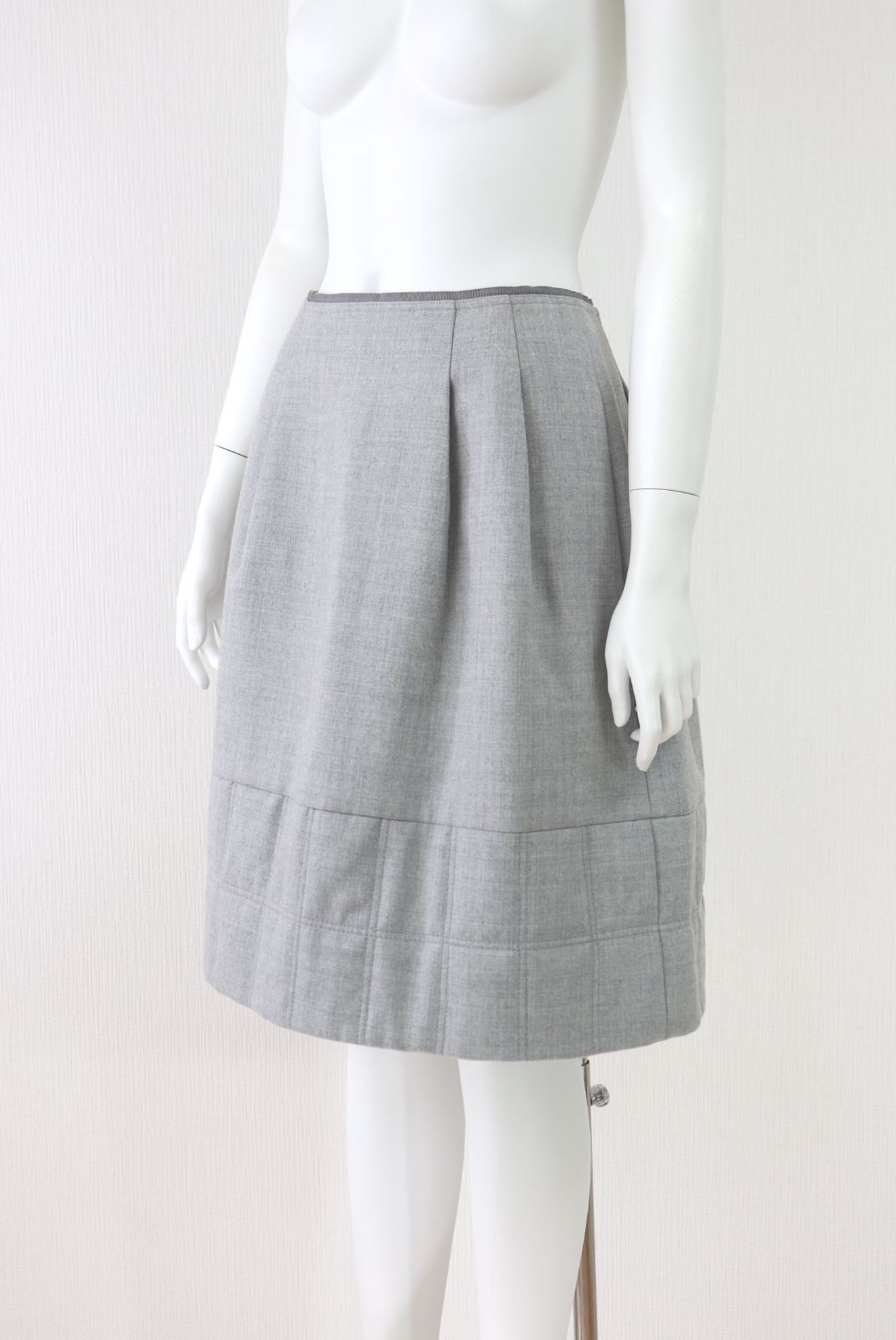 FOXEY 中綿入りウールスカート 39181 グレー フォクシー