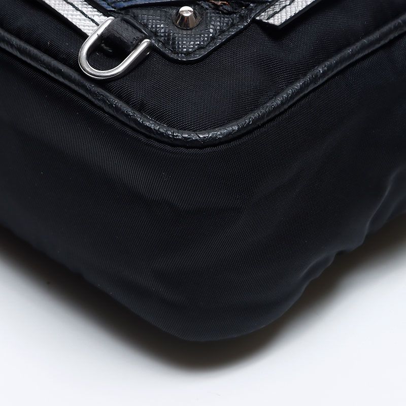 PRADA プラダ クラッチバッグ ロボット パッチ ナイロン - メルカリ 