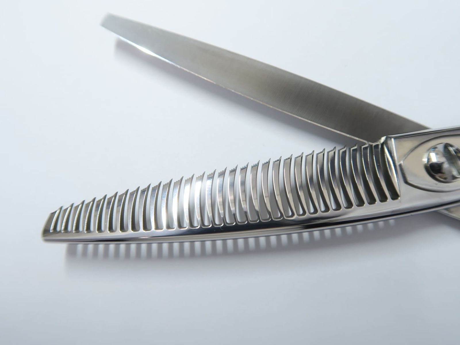 【UTSUMI】内海　メガネハンドル　スキバサミ　AT30 UTSUMI】内海 メガネハンドル スキバサミ AT30 UTSUMI】内海 メガネ