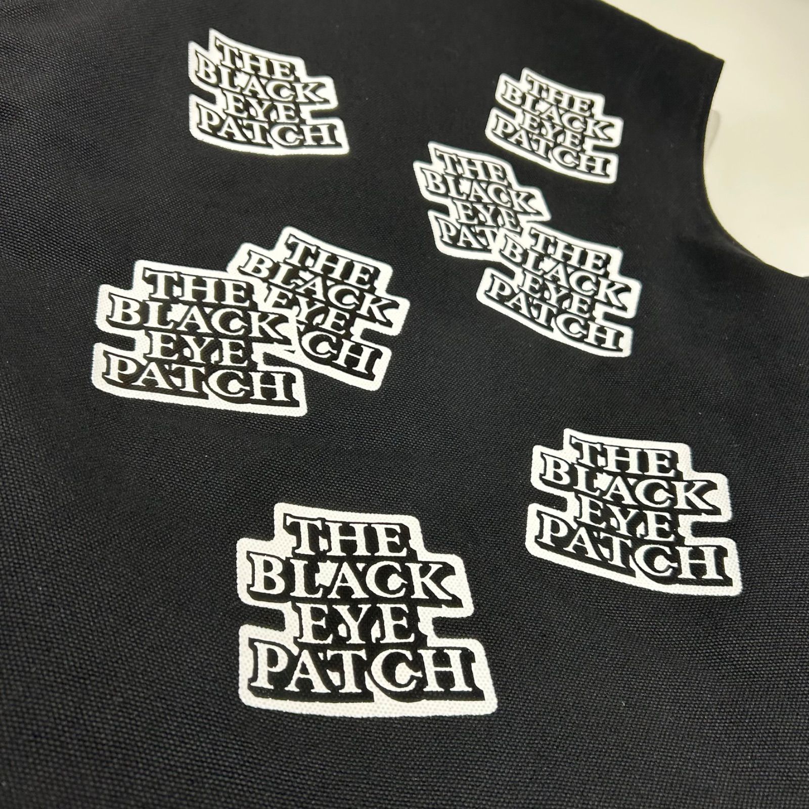ブラックアイパッチ Black Eye Patch STICKER SLAPPED DUCK VEST