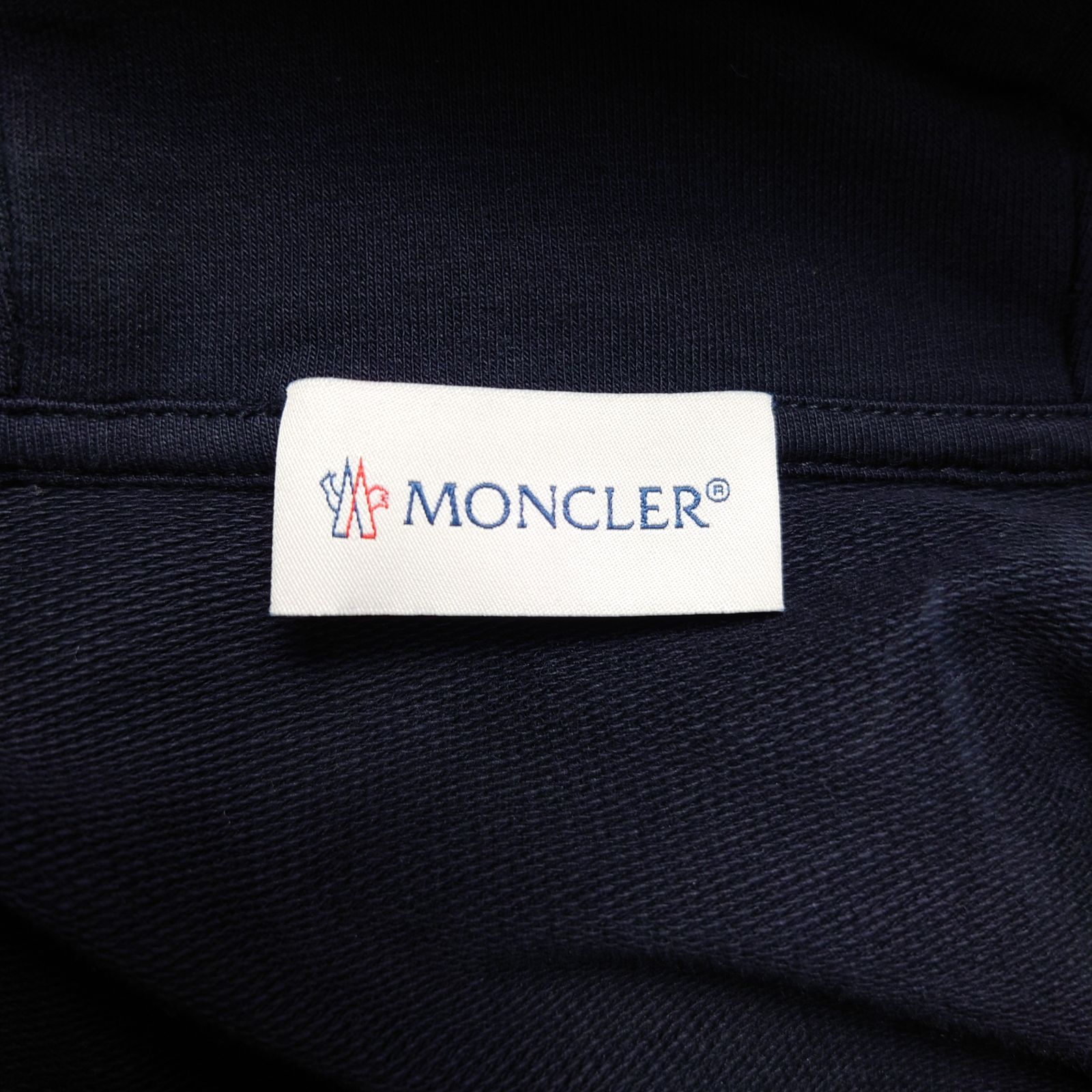 ✨ 美品 MONCLER モンクレール XL フードロゴ パーカージップアップ 