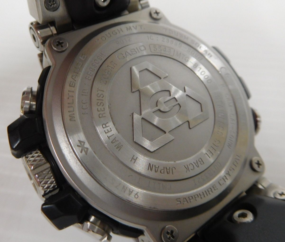 CASIO カシオ G-SHOCK MTG-B1000 タフソーラー マルチバンド6 ブルートゥース 本体のみ 中古 CASIO カシオ G-SHOCK MTG-B1000 タフソーラー マルチバンド6