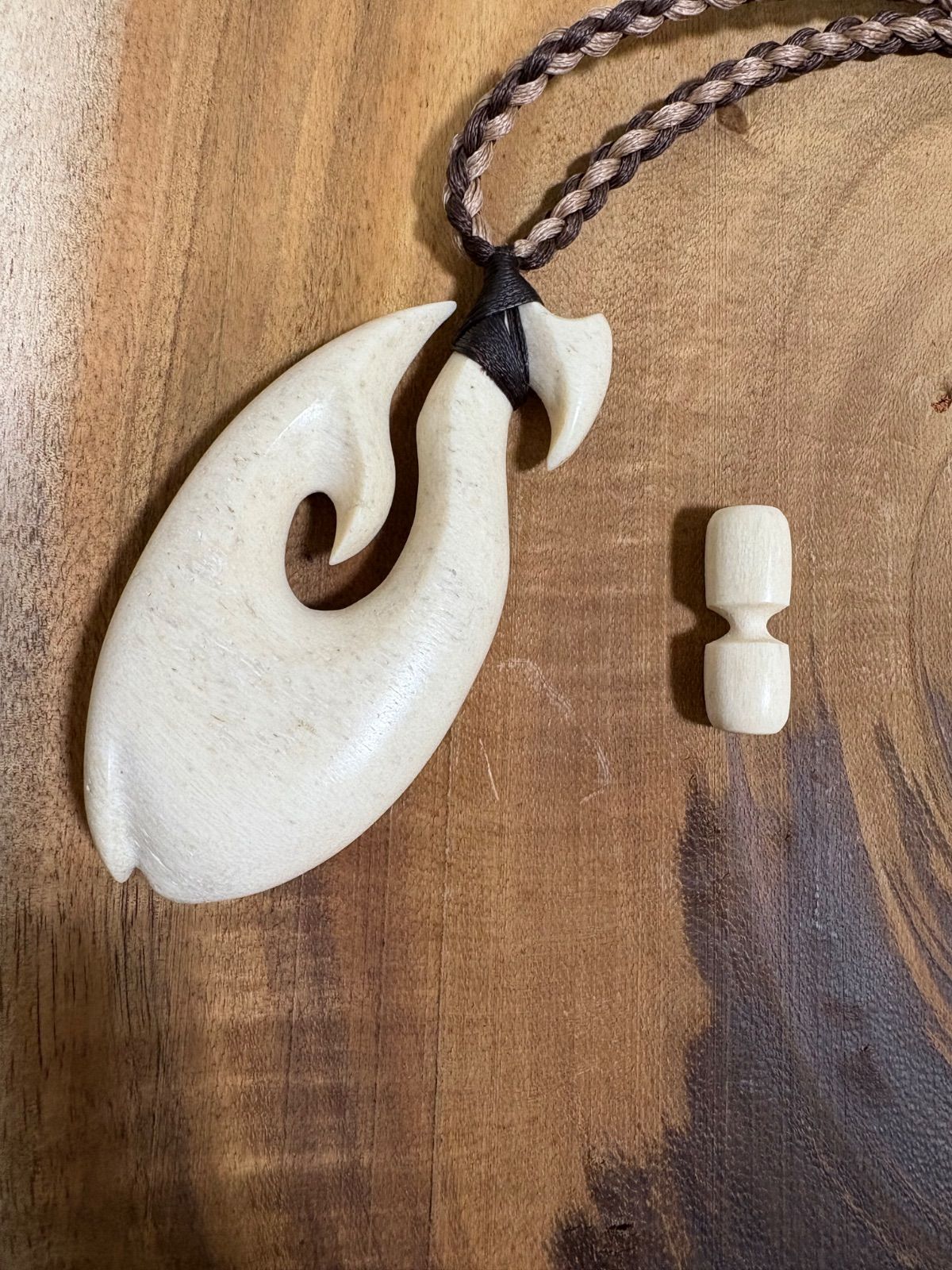 ボーンカービングネックレス sw73