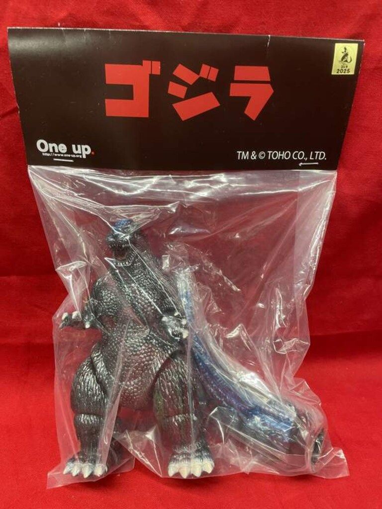 One up ゴジラ1995 黒成型/銀吹き/背びれメタ青/後藤彩色所 One up ゴジラ1995 黒成型/銀吹き/背びれメタ青/後藤彩色所