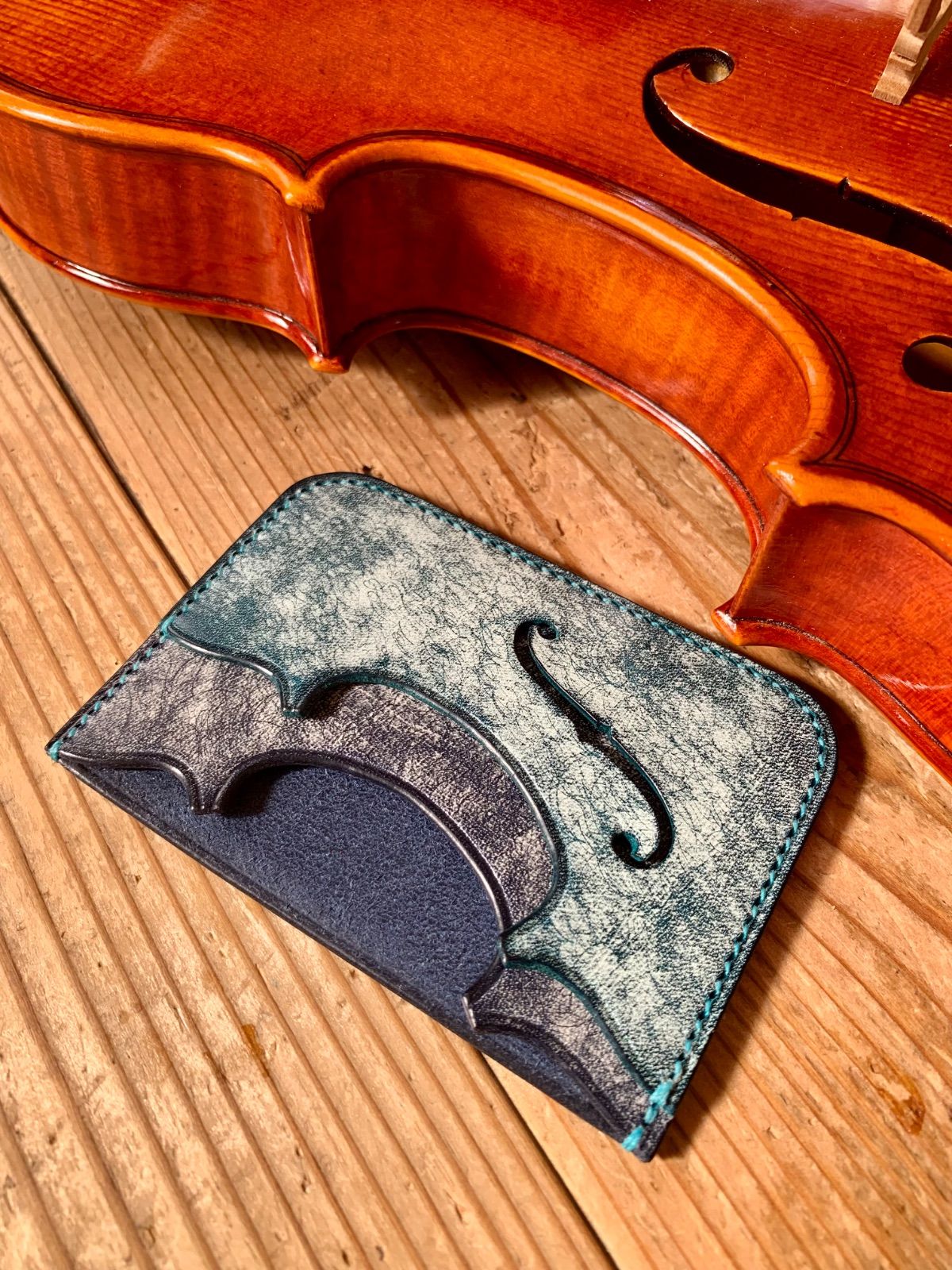 ロングトラッカーウォレット01 丘染ブラック 茶芯 姫路レザー ロング