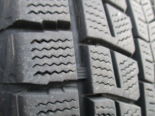 ★☆225/65R17 102Q ダンロップ WINTER MAXX SJ8 スタッドレス 2020年製 4本 送料込 T37840304☆★インボイス領収書発行可能