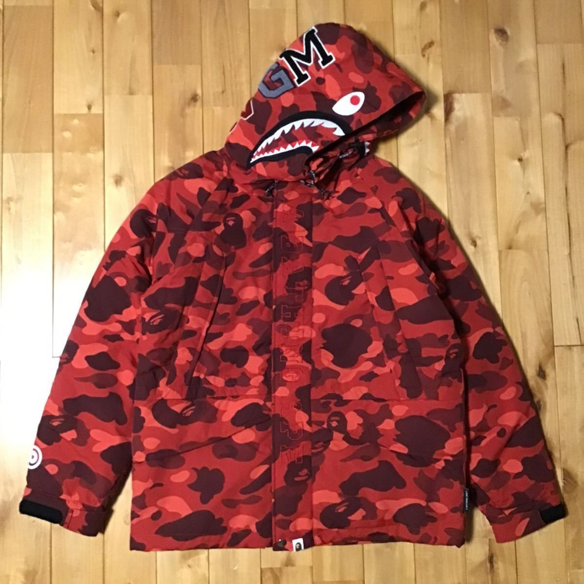 BAPE shark hoodie snowboard down jacket Mサイズ a bathing ape red camo エイプ ベイプ  シャーク パーカー スノボ ダウンジャケット