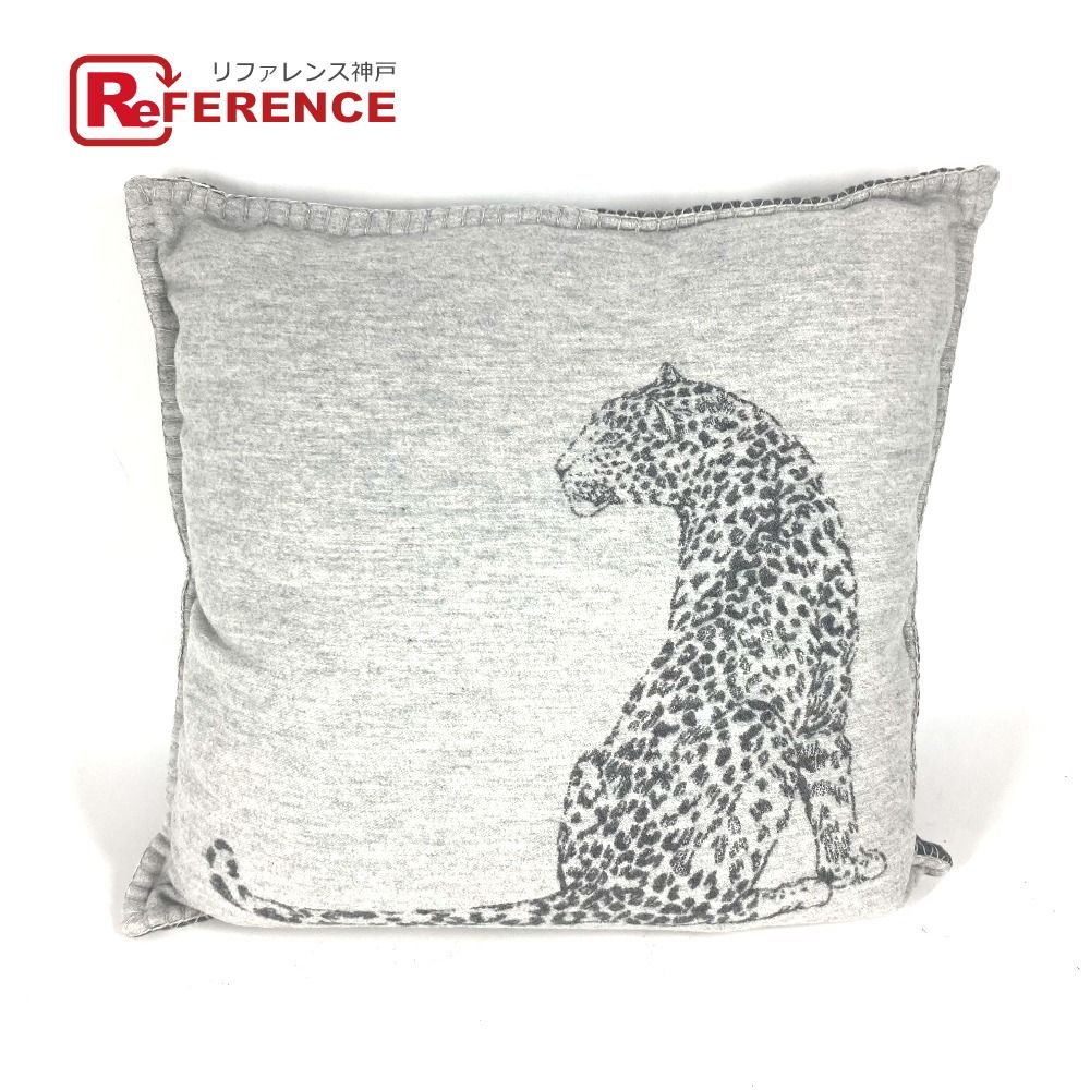 CARTIER カルティエ クッション パンテール ウール - メルカリ