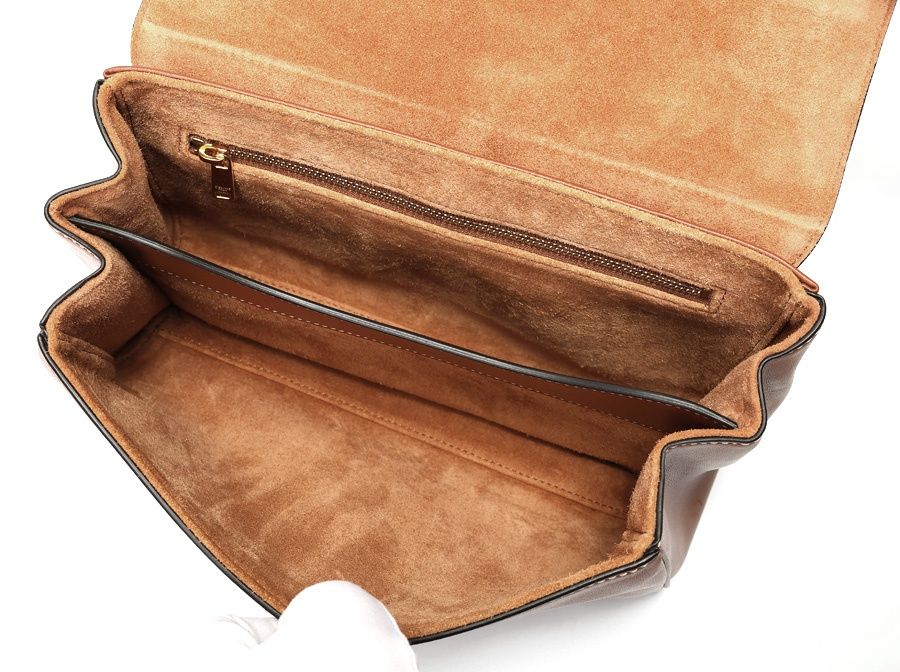 セリーヌ / CELINE ティーン ソフト 16(セーズ) ショルダーバッグ