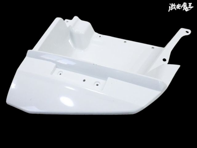 【ストア出品】三菱ふそう純正 FK61F ファイター ステップサイドウォール 左 左側 助手席側 MK486436 棚2G25