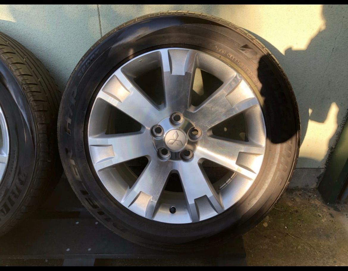 三菱 デリカ D:5 純正 7J+38 18インチ タイヤホイール 4本セット