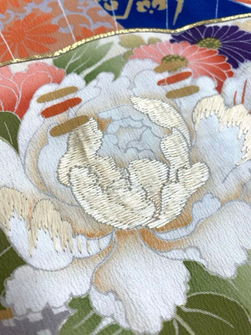 アンティーク 振袖 金駒 刺繍 松 梅 扇 正絹 身丈159cm 紋付 - メルカリ