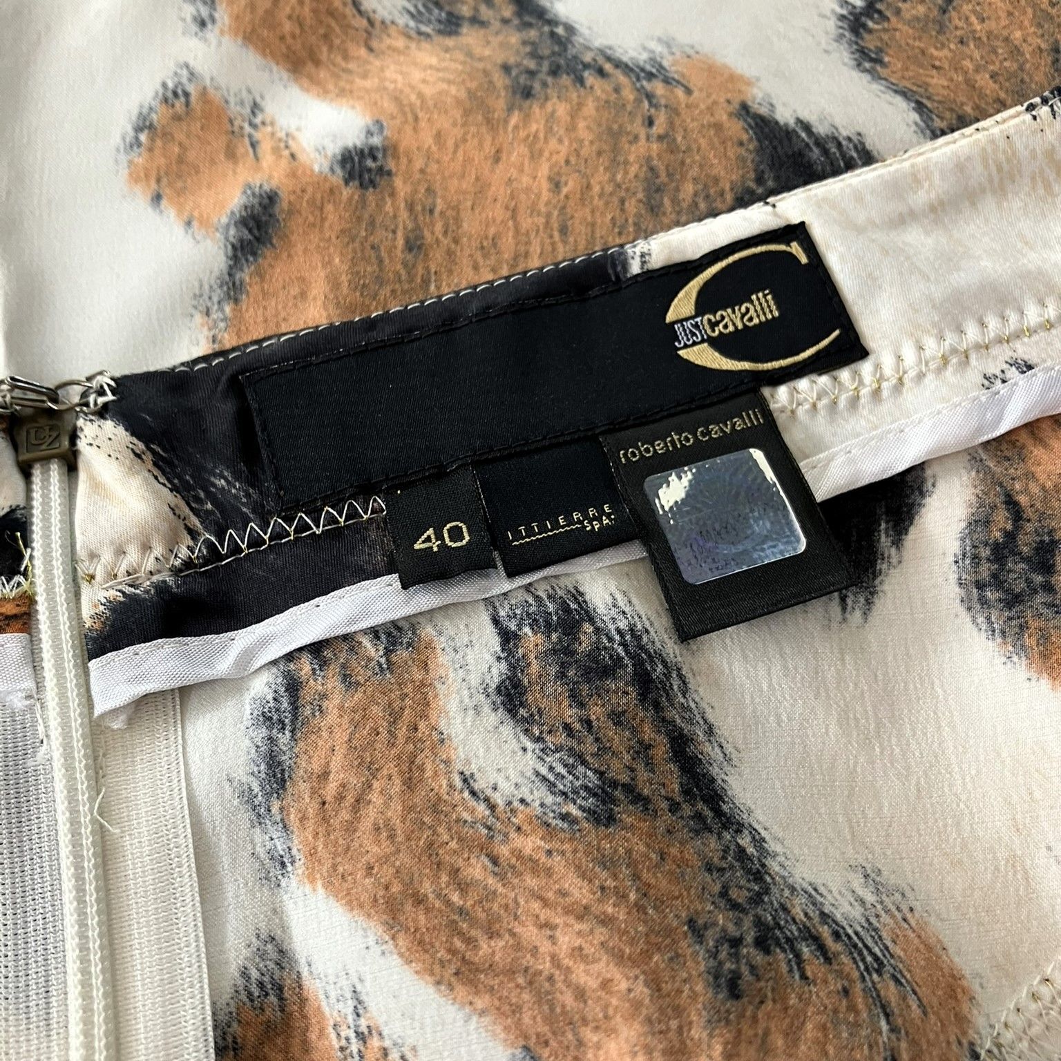 JUST cavalli/ジャストカヴァリ】スカート ひざ丈 総柄 薄手