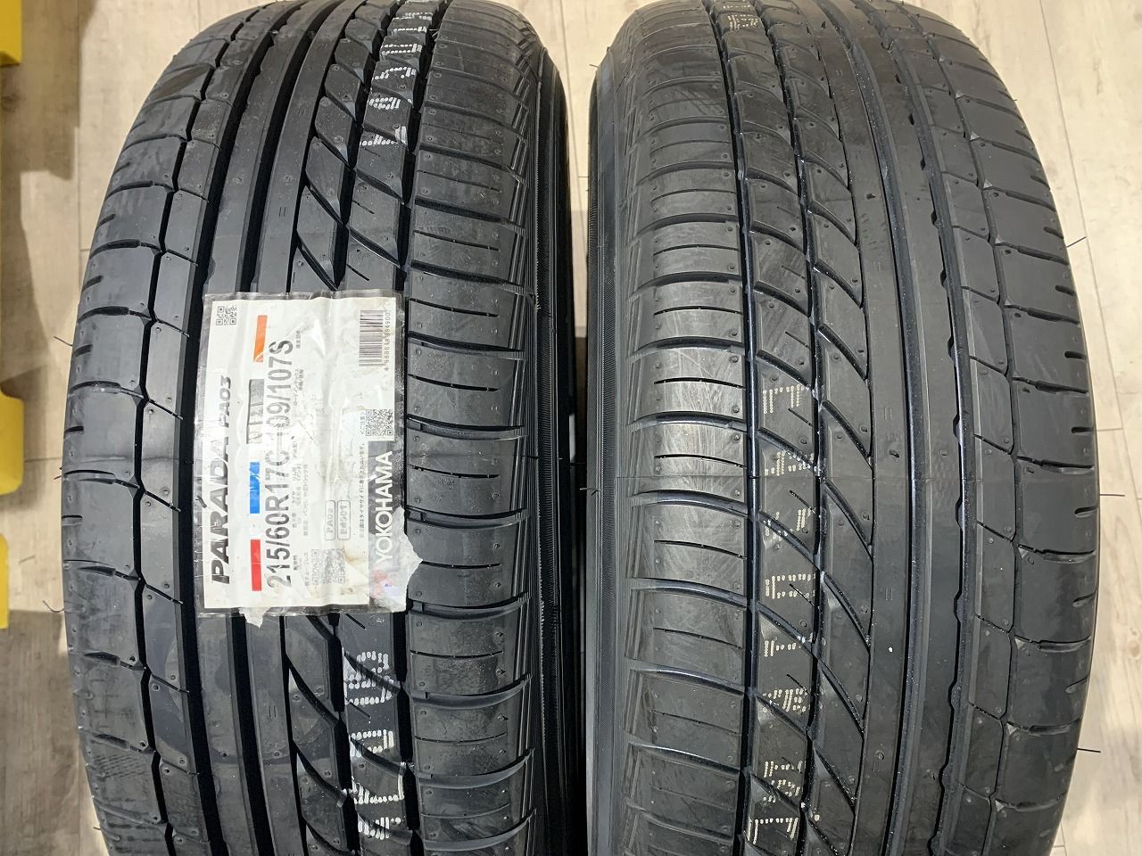2407054】新品タイヤ ハイエース用 トヨタ 150系