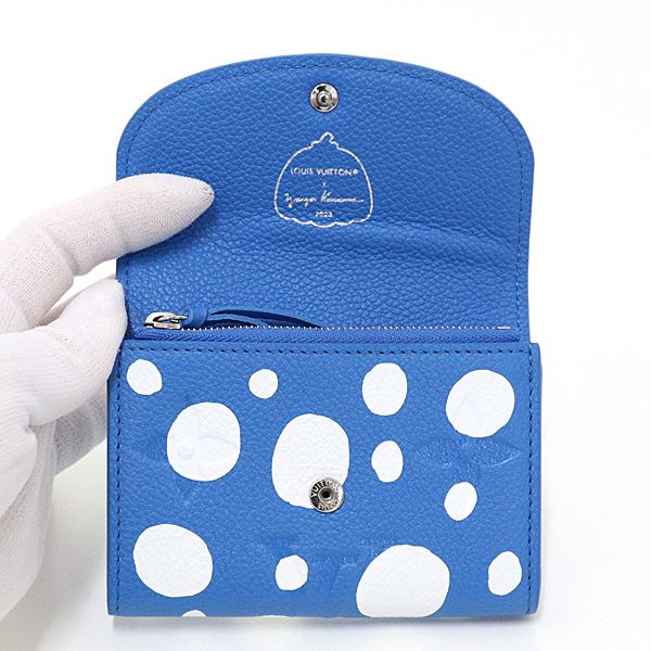 ルイヴィトン LOUIS VUITTON 草間彌生財布 M81984 水色 【中古】Sランク LOUIS VUITTON（ルイ・ヴィトン） 草間彌生財布 M81984 水色 【中古】S