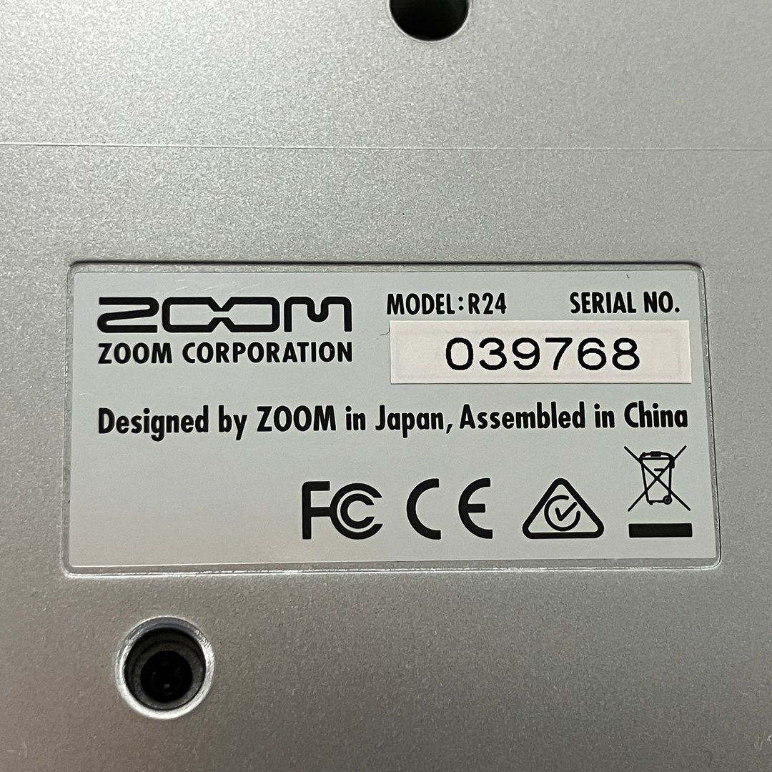 R24 マルチトラックレコーダー