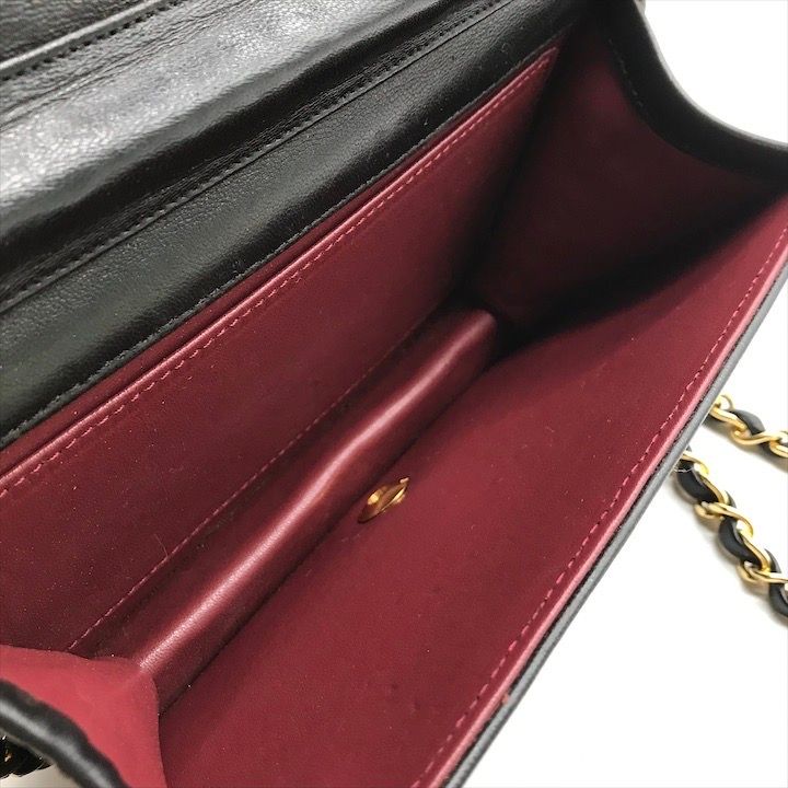 美品 CHANEL シャネル ココマーク ミニ マトラッセ ラムスキン プッシュロック チェーン ショルダー バッグ ブラック a4696 美品 CHANEL シャネル ココマーク ミニ マトラッセ ラムスキン