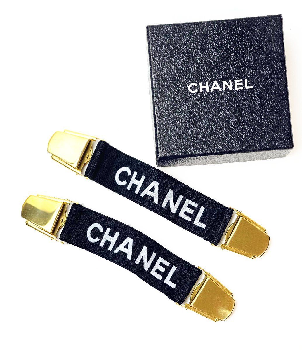 ◆シャネルCHANELヴィンテージVintageアーテイスト芸能人愛用アームバンドミニサスペンダー デザイン黒×白ゴールド金具