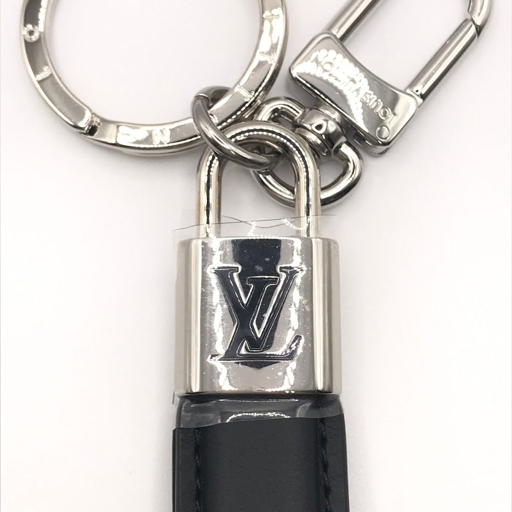 ルイ・ヴィトン キーホルダー M00745 ブラック レザー キーリング LOUIS VUITTON（ルイ・ヴィトン） ルイ ヴィトン キーホルダー LV