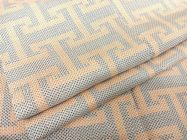 平和屋着物○本場大島紬 白大島 一元絣 紗綾形文 正絹 逸品 未使用