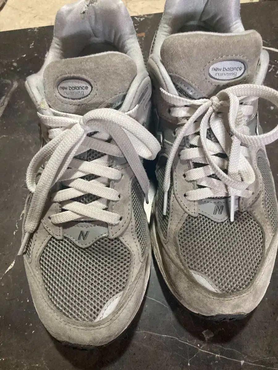 New Balance(ニューバランス) 2002r グレー 260