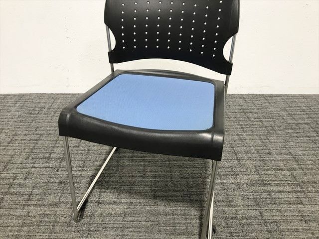 ブラック ミディアムスカイ