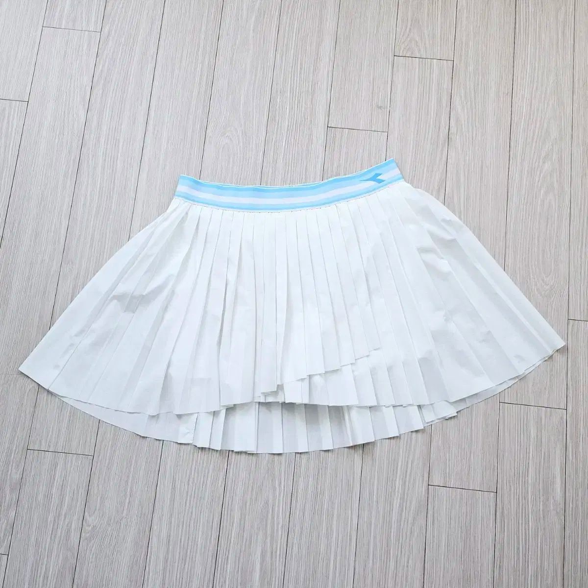 ディアドラ エルミナ テニス プリーツ スカート