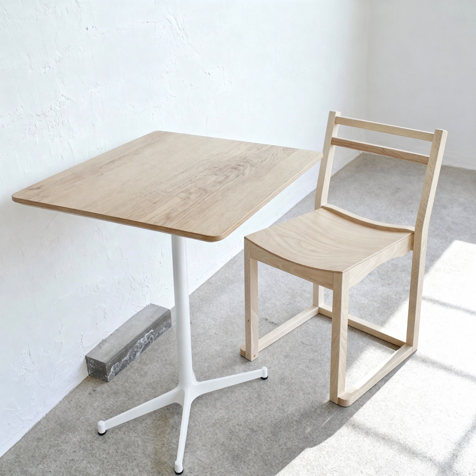 スタッキングチェア