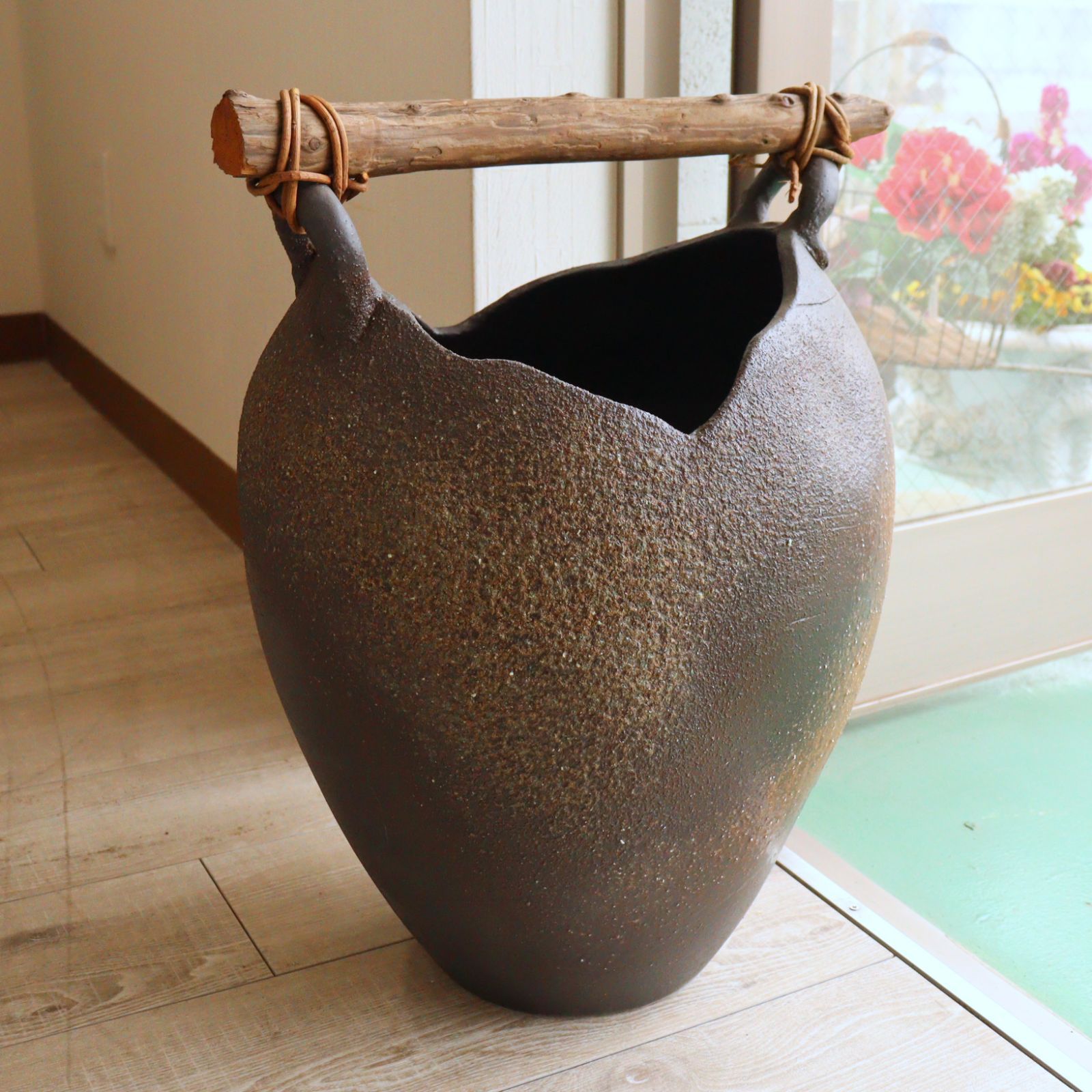 日本に 傘立て 手桶 信楽焼 陶器 日本製 アンブレラスタンド jsu.osubb.ro