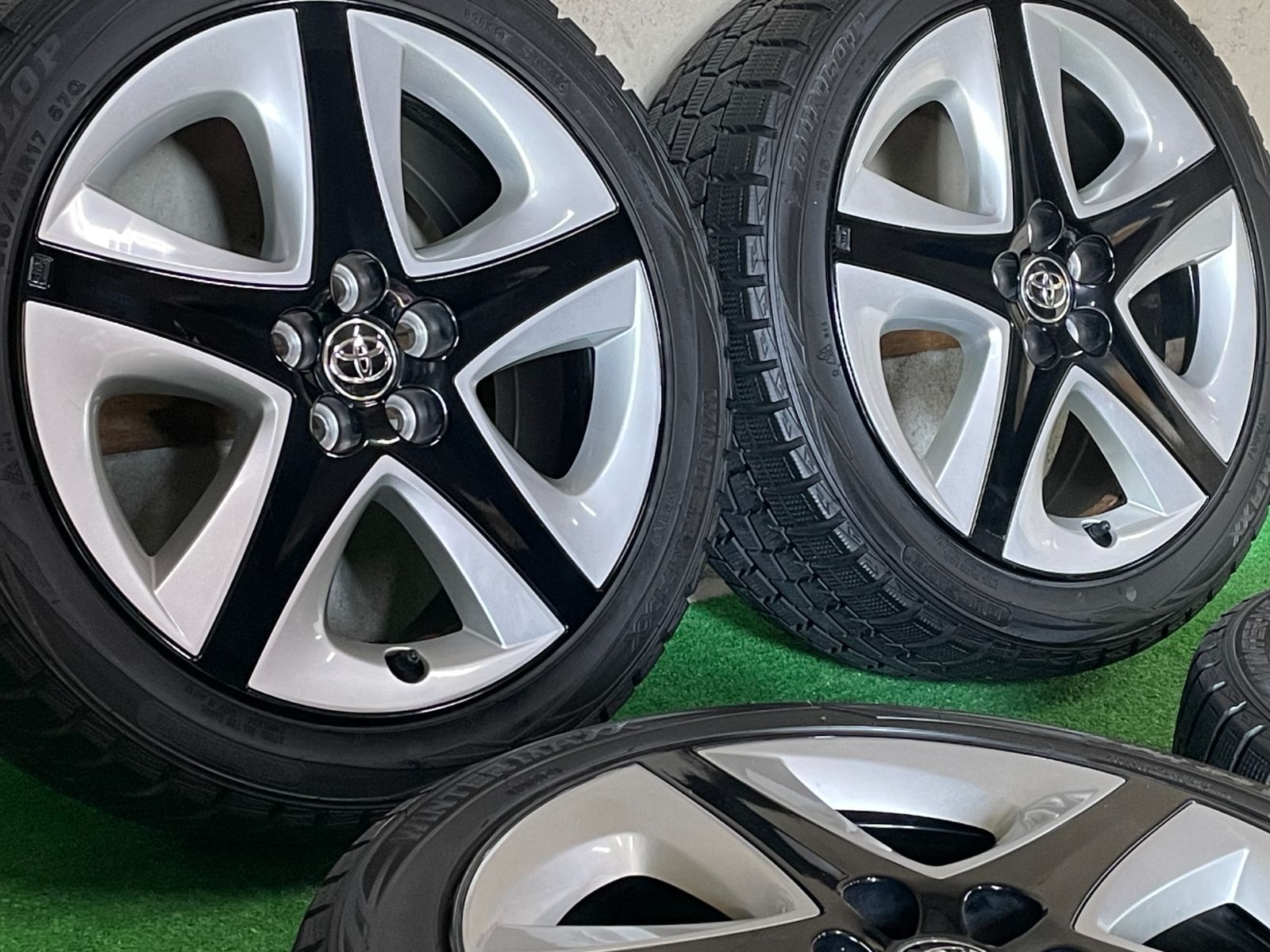 トヨタ純正 30系 プリウス Sパッケージ ツーリング アルミ ホイル 17