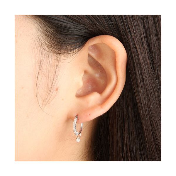 合計0.3ctダイヤモンドピアス エタニティピアス