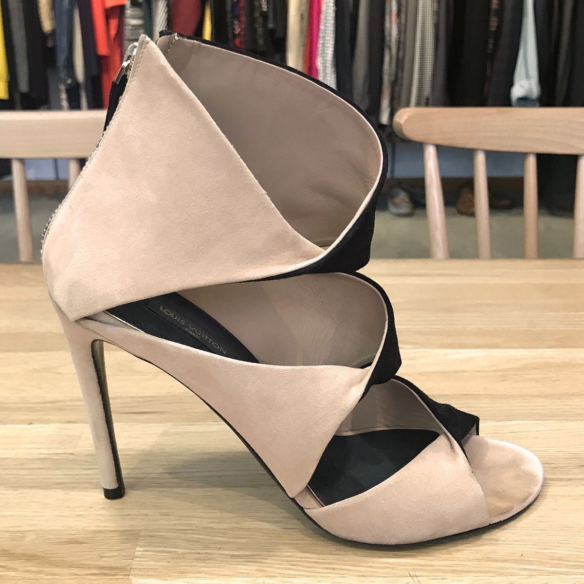 ルイヴィトン ルイヴィトン ピンク サンダル サイズ38 良品】ルイヴィトン オープン