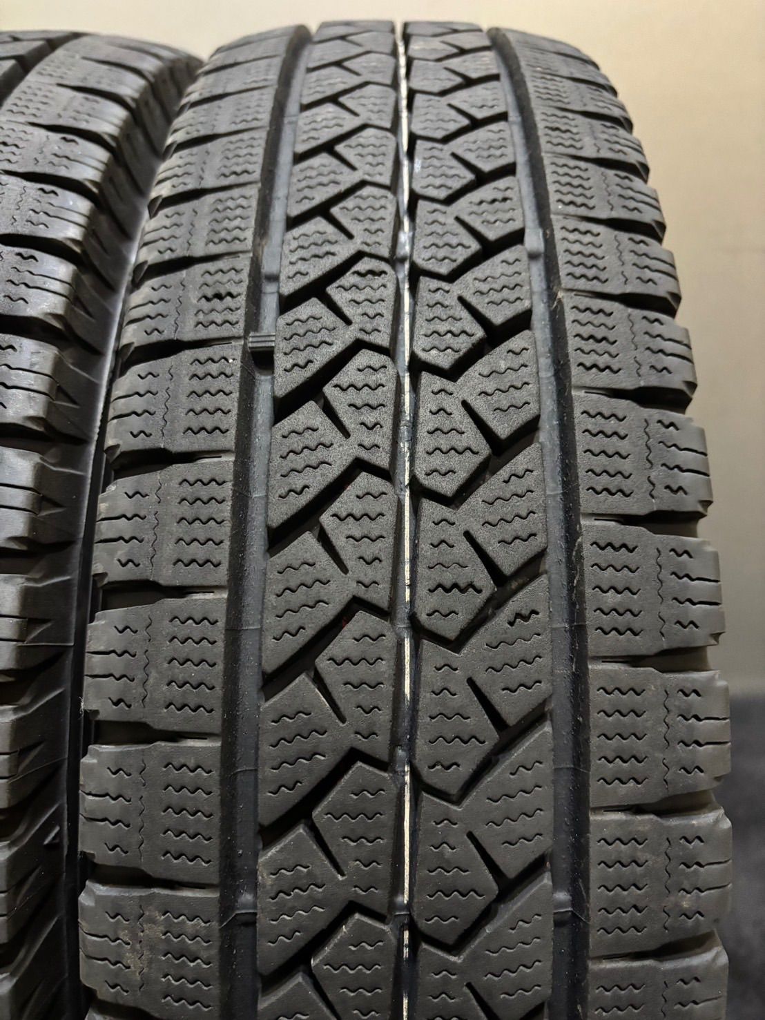 165R14 LT 6PR BRIDGESTONE|VL1 23年製 スタッドレス 4本 ブリヂストン ブリザック ADバン バネット 南2-K419