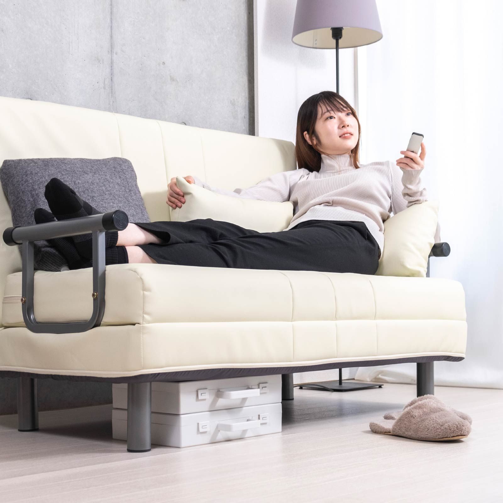 ソファベッド ソファ、カウチ、ベッドの3つの使い方が可能 コンパクト 
