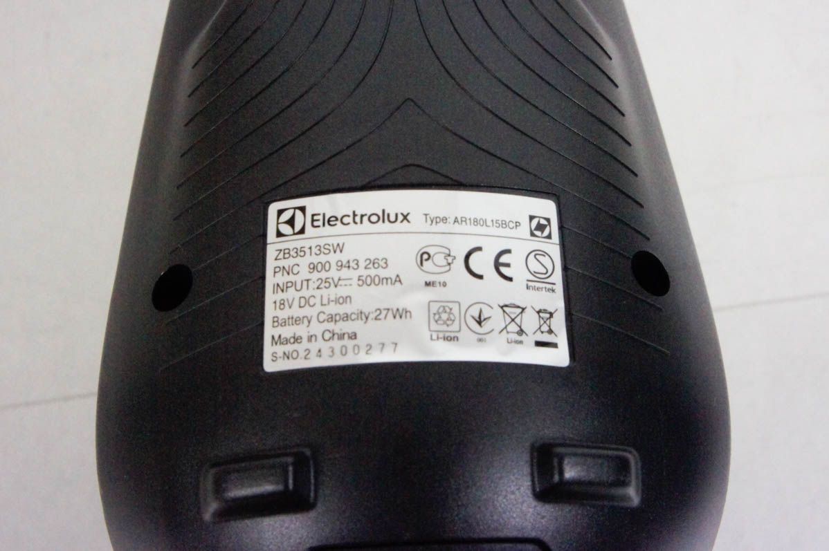 Electroluxエレクトロラックス コードレススティッククリーナー