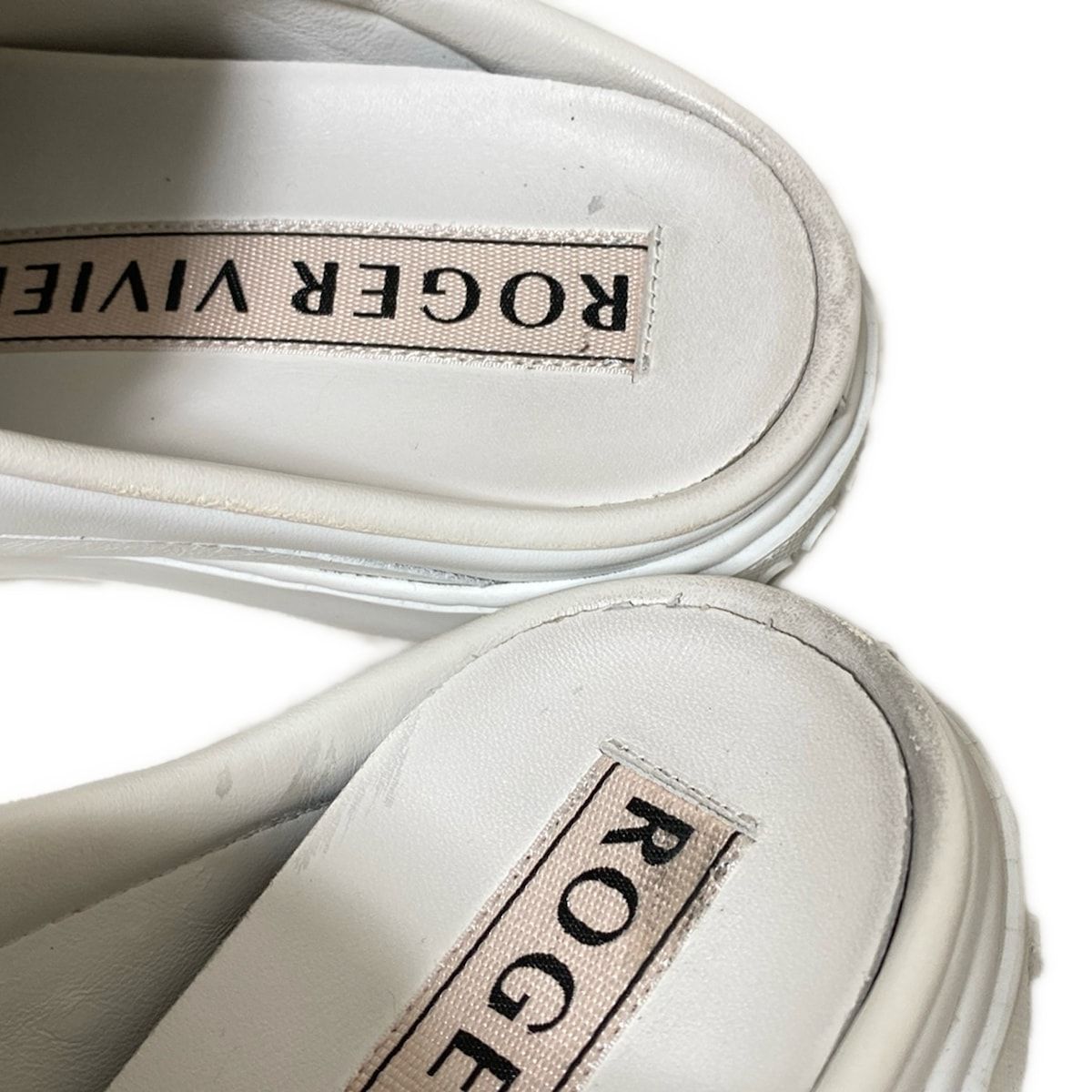 【美品】 ロジェヴィヴィエ　ミュール　37 アイボリー RogerVivier(ロジェヴィヴィエ) ミュール 37 レディース - 白