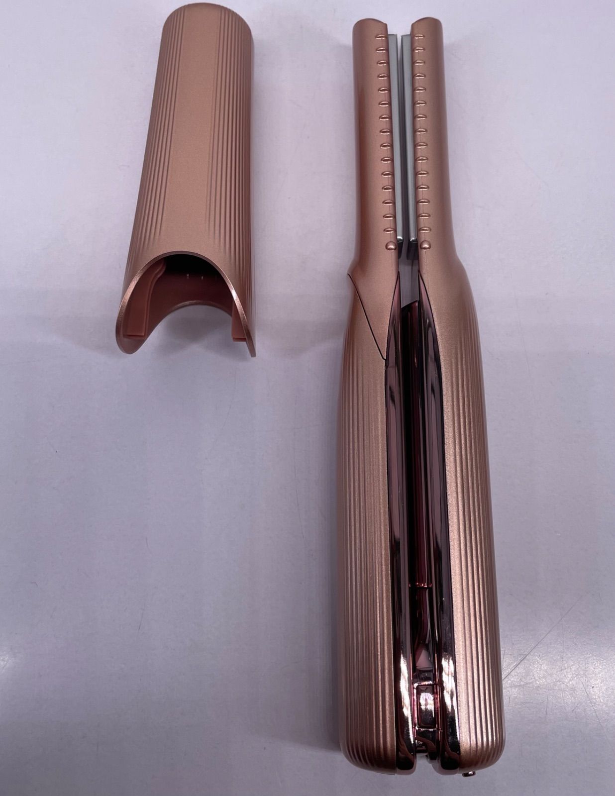 リファ フィンガーアイロン 美品 正規品・美品】ReFa ホワイト 充電式