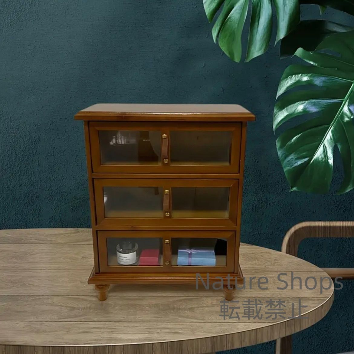 コンパクト収納家具