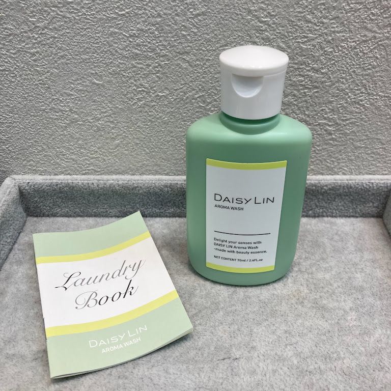 ◇ DAISY LIN デイジーリン アロマウォッシュ 柔軟剤入り 洗剤 70ml