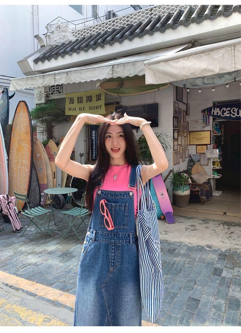 春のリゾート女子会用ドレス