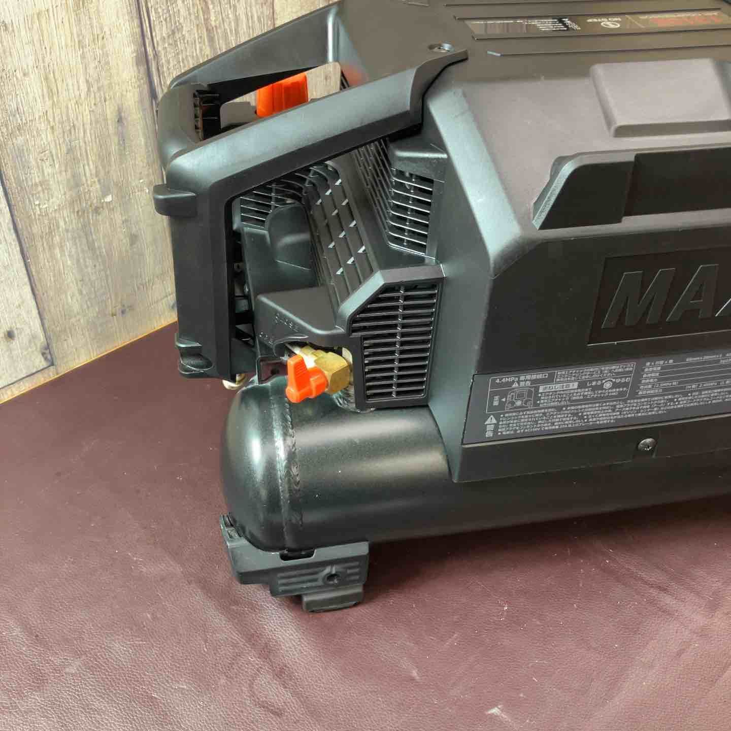 エアコンプレッサー