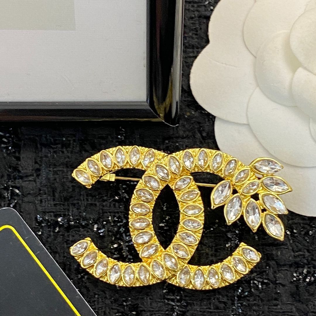 CHANEL シャネル