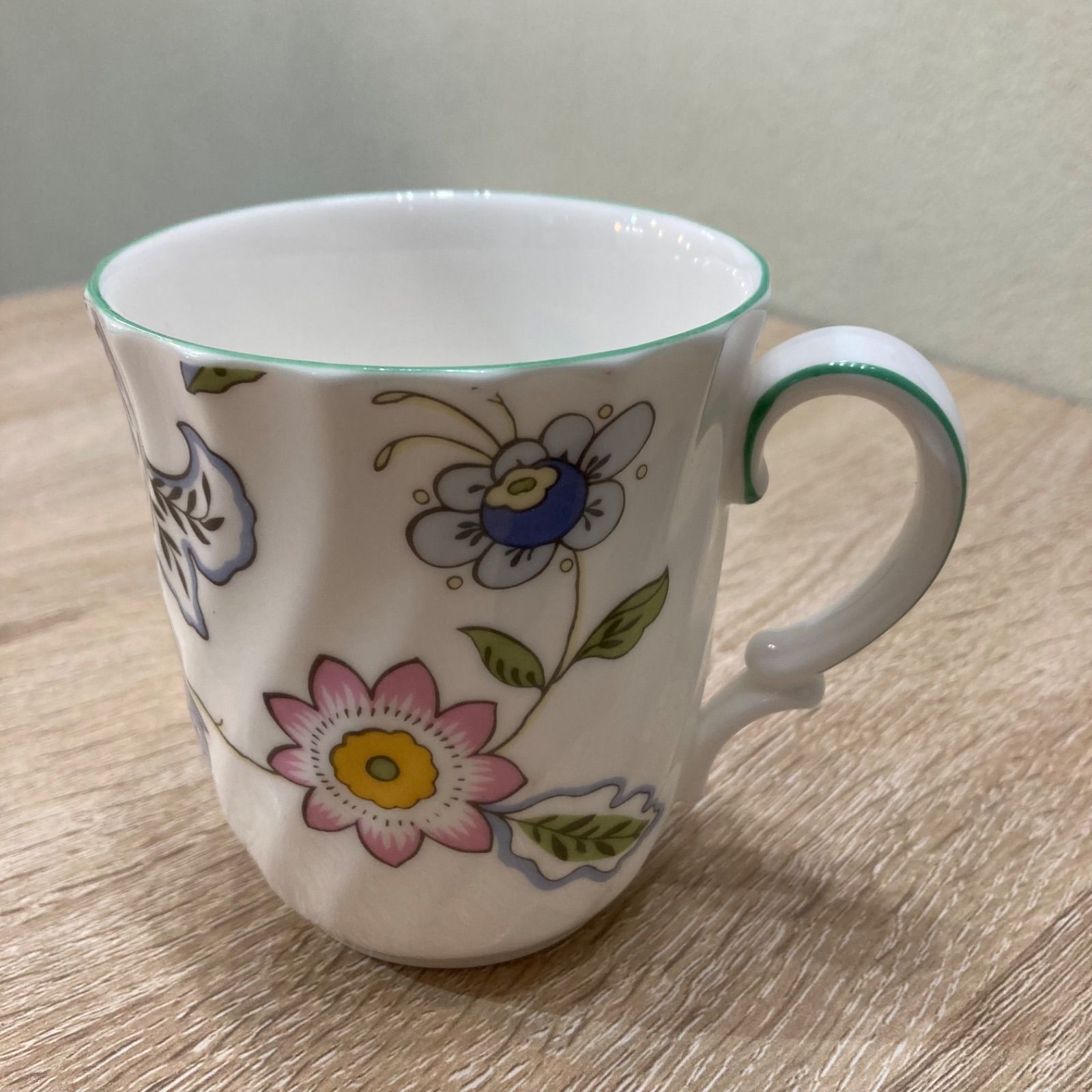 Minton ミントンマグカップハドングローブ2個セット Minton ミントンマグカップハドングローブ2個セット
