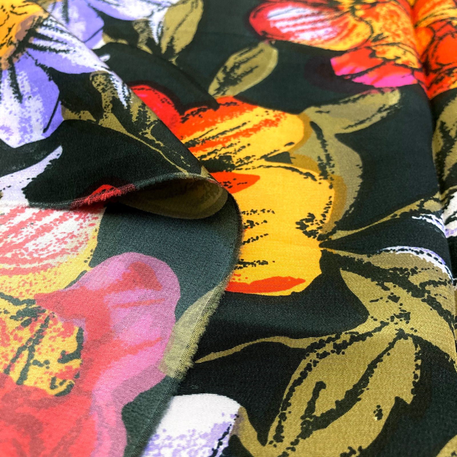 【#1191】花柄高級シルクプリント生地 約150 | シルク サテン 生地 花柄の反物プリントサテン生地 幅150cmで