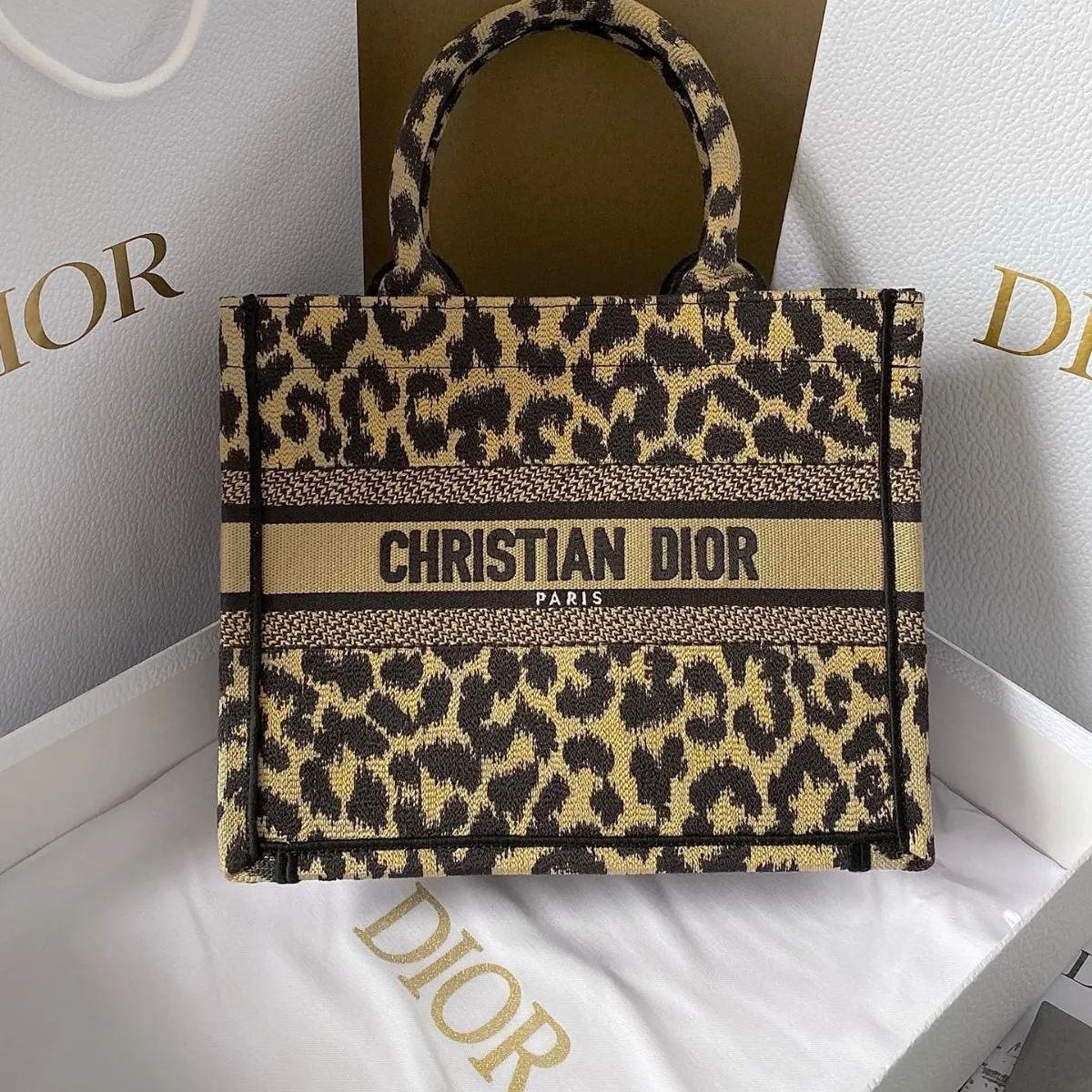 新品未使用 箱付  Dior  ノベルティトートバッグ 専用ページ