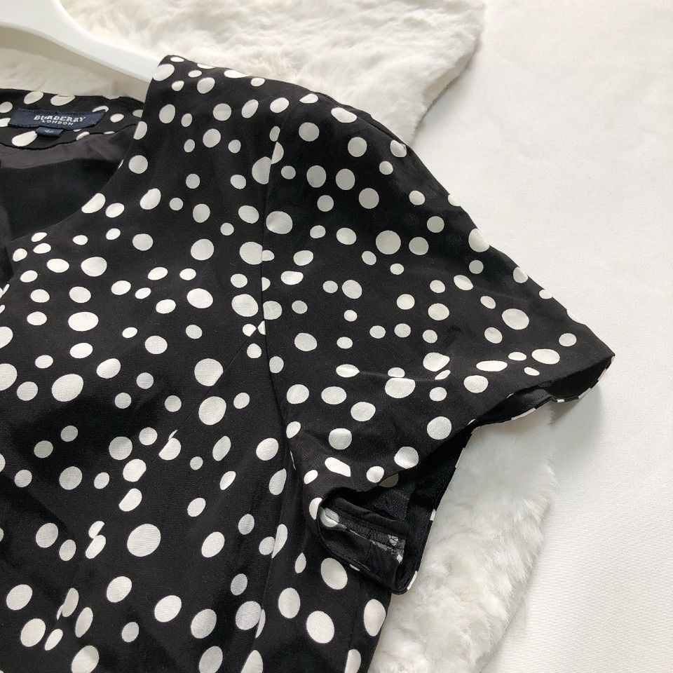 LONDON バーバリーロンドン